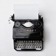 Favorit Vintage Typewriter
